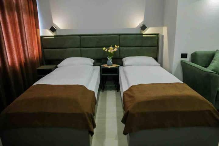 Апарт-Отель Nine Rooms Yerevan Exterior photo